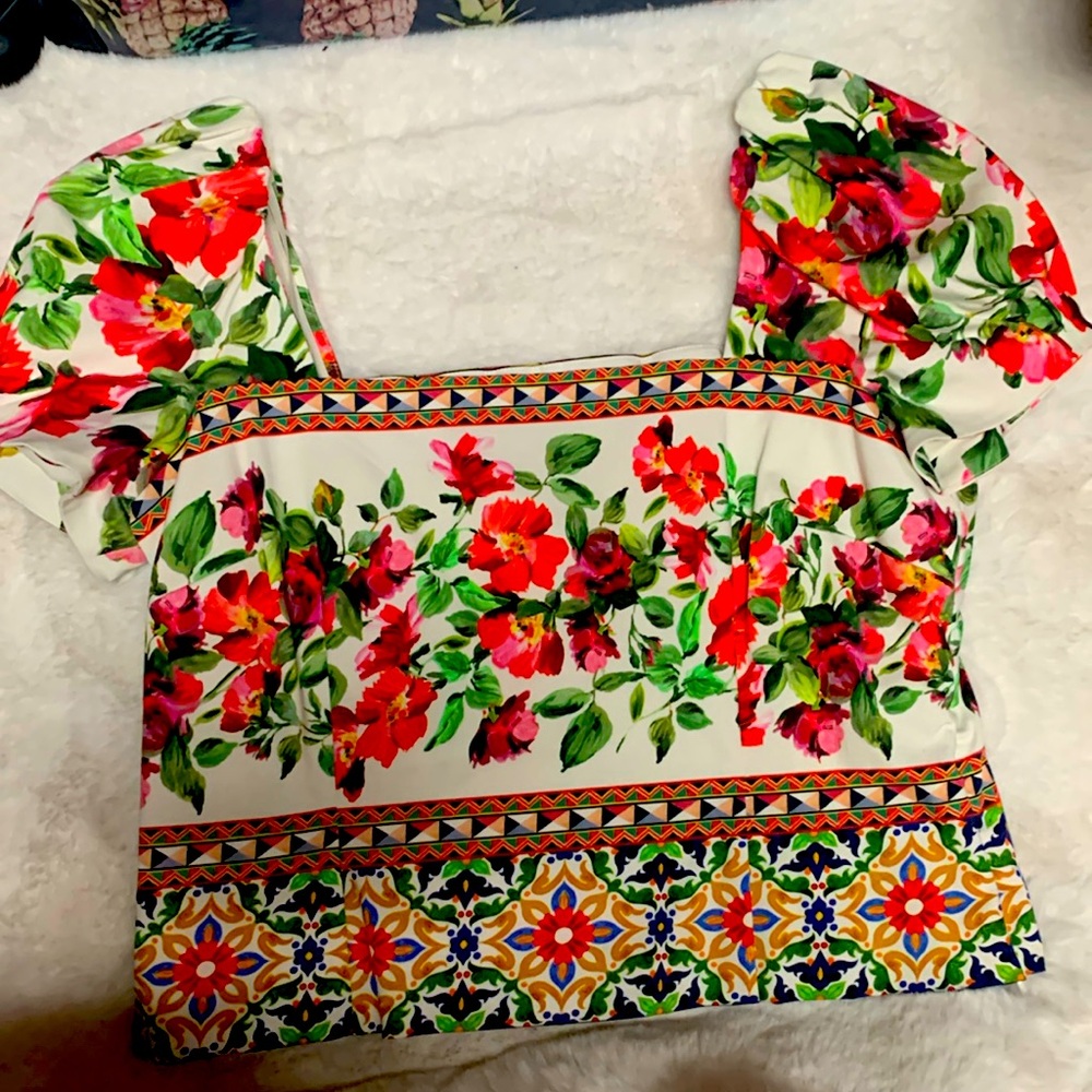 Women’s Top Antonio Melani